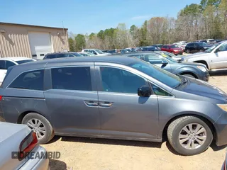 2011 Honda Odyssey EX with VIN 5FNRL5H43BB069014, listed as a IAAI auction lot 41902908 with 182,492 mi miles. Bid and sale history available at carsss.com. Image 13.