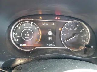 2018 Nissan Kicks SV with VIN 3N1CP5CU8JL518577, listed as a Copart auction lot 53845585 with 71,025 mi miles and Salvage Title. Bid and sale history available at carsss.com. Image 9.