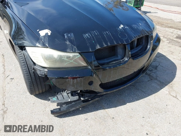 2011 BMW 3 Series 328i with VIN WBAPH5G58BNM75257, listed as a IAAI auction lot 41809324 with 103,244 mi miles. Bid and sale history available at carsss.com. Image 6.