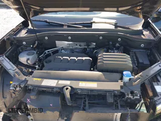 2024 Volkswagen Atlas SE with VIN 1V2JR2CA5RC532574, listed as a IAAI auction lot 41640988 with 24,048 mi miles and . Bid and sale history available at DreamBid. Image 10.