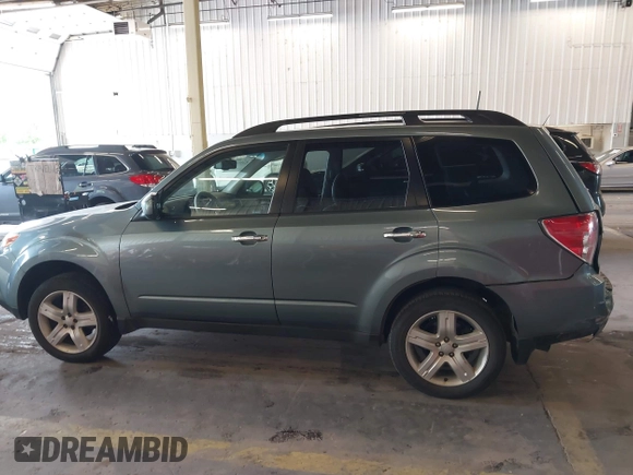2010 Subaru Forester X Premium с VIN JF2SH6CC9AH771622, выставлен на аукционе IAAI как лот 42194069 с пробегом 70 731 миль миль и . История ставок и продаж доступна на DreamBid. Изображение 13.