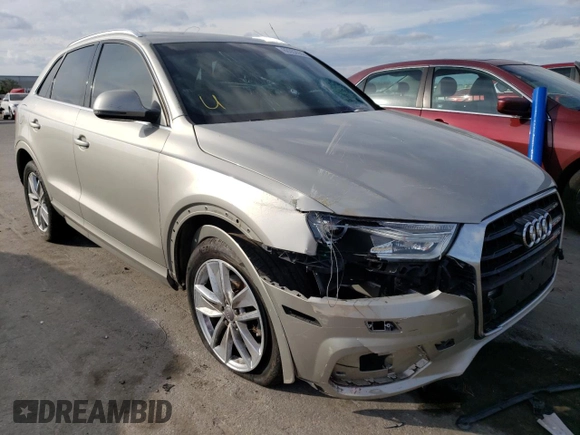 2016 Audi Q3 Premium Plus with VIN WA1BFCFS4GR024903, listed as a Copart auction lot 69352602 with 125,333 mi miles. Bid and sale history available at carsss.com. Image 4.