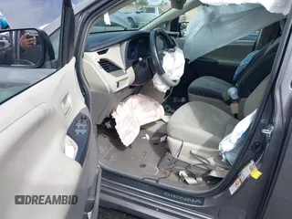 2019 Toyota Sienna L с VIN 5TDZZ3DCXKS966861, выставлен на аукционе IAAI как лот 41739828 с пробегом 64 305 миль миль и . История ставок и продаж доступна на DreamBid. Изображение 5.