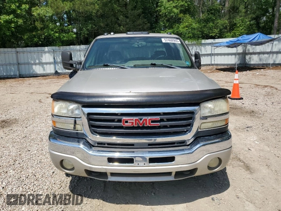 2005 GMC Sierra 3500 DRW Work Trk z VIN 1GTJK33245F920117, wystawiony jako Copart lot #57468965 z przebiegiem 157 458 mil mil oraz Szkoda całkowita • Salvage title. Historia ofert i sprzedaży dostępna na DreamBid. Obrazek 5.