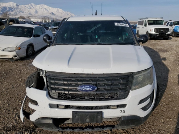 2016 Ford Utility Police Interceptor with VIN 1FM5K8AR6GGA28152, listed as a Copart auction lot 45998435 with 101,238 mi miles and Salvage Title. Bid and sale history available at carsss.com. Image 5.