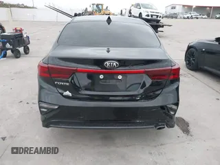 2021 Kia Forte LXS with VIN 3KPF24AD8ME297528, listed as a IAAI auction lot 41007684 with 90,108 mi miles and . Bid and sale history available at carsss.com. Image 16.