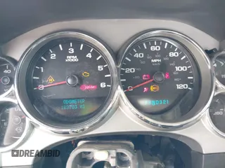 2007 Chevrolet Silverado 1500 1LT with VIN 2GCEC13J471517260, listed as a IAAI auction lot 39369498 with 183,703 mi miles and . Bid and sale history available at DreamBid. Image 7.