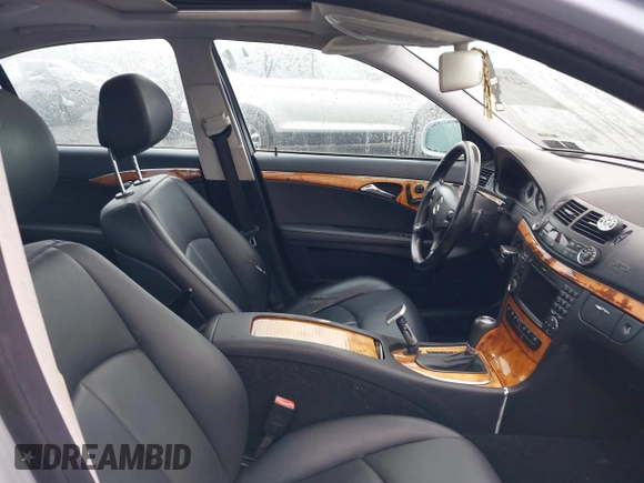 2009 Mercedes-Benz E 350 Luxury with VIN WDBUF87X89B394297, listed as a IAAI auction lot 42279425 with 160,469 mi miles and . Bid and sale history available at DreamBid. Image 5.