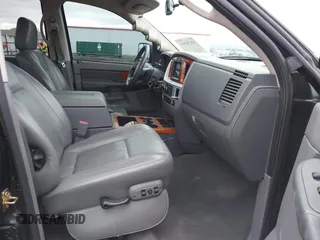 2006 Dodge 3500 SLT z VIN 3D7LX38C46G166668, wystawiony jako IAAI lot #42276569 z przebiegiem 161 913 mil mil oraz . Historia ofert i sprzedaży dostępna na DreamBid. Obrazek 5.