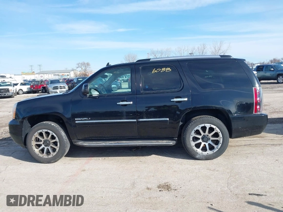 2013 GMC Yukon Denali with VIN 1GKS2EEF7DR347893, listed as a IAAI auction lot 41856088 with 126,213 mi miles. Bid and sale history available at carsss.com. Image 14.