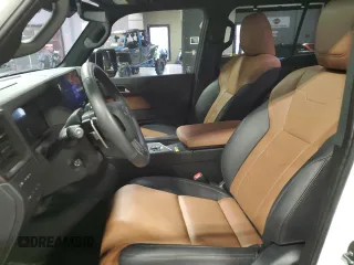2024 Lexus GX with VIN JTJVBCDX6R5022512, listed as a Copart auction lot 42697445 with 1,651 mi miles and Salvage Title. Bid and sale history available at carsss.com. Image 7.