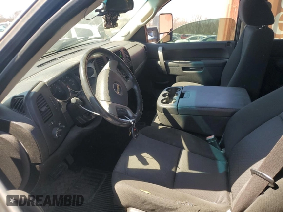 2011 Chevrolet Silverado 1500 LT with VIN 3GCPKSE30BG194468, listed as a Copart auction lot 48721875 with 186,102 mi miles and Salvage Title. Bid and sale history available at carsss.com. Image 7.