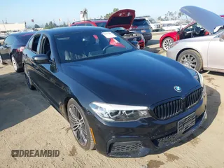 2017 BMW 5 Series 530i с VIN WBAJA5C30HG895896, выставлен на аукционе IAAI как лот 42387099 с пробегом Не указан миль и . История ставок и продаж доступна на DreamBid. Изображение 1.