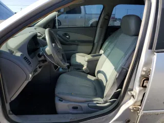 2005 Chevrolet Malibu Maxx LT z VIN 1G1ZU648X5F196511, wystawiony jako Copart lot #58976755 z przebiegiem 206 182 mil mil oraz Czysty tytuł • Clean title. Historia ofert i sprzedaży dostępna na DreamBid. Obrazek 7.