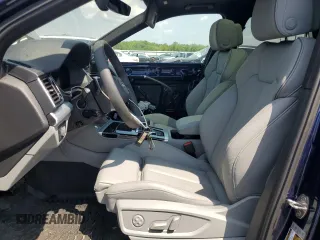 2024 Audi Q5 S line Premium Plus z VIN WA1EAAFY2R2120125, wystawiony jako Copart lot #61986835 z przebiegiem 4 718 mil mil oraz Szkoda całkowita • Salvage title. Historia ofert i sprzedaży dostępna na DreamBid. Obrazek 7.