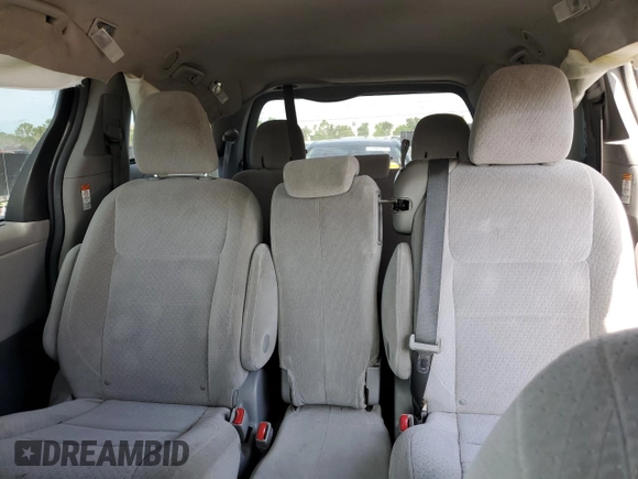 2015 Toyota Sienna LE AAS with VIN 5TDKK3DC9FS560551, listed as a Copart auction lot 64053695 with 180,678 mi miles and Non repairable. Bid and sale history available at DreamBid. Image 10.