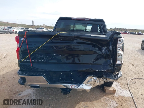2021 Chevrolet Silverado 1500 LT with VIN 1GCUYDED9MZ178701, listed as a IAAI auction lot 41085034 with 81,682 mi miles. Bid and sale history available at carsss.com. Image 16.