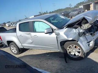 2019 Chevrolet Colorado 2WD LT z VIN 1GCGSCEN9K1283509, wystawiony jako IAAI lot #42146482 z przebiegiem Nie podano mil oraz . Historia ofert i sprzedaży dostępna na DreamBid. Obrazek 13.