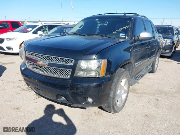 2011 Chevrolet Avalanche LTZ with VIN 3GNMCGE00BG391196, listed as a IAAI auction lot 41447134 with 248,991 mi miles. Bid and sale history available at carsss.com. Image 19.
