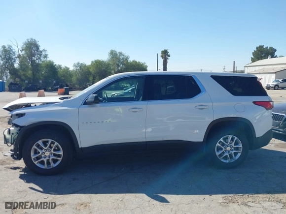 2021 Chevrolet Traverse LS with VIN 1GNERFKW5MJ261535, listed as a IAAI auction lot 41595403 with 60,967 mi miles. Bid and sale history available at carsss.com. Image 15.
