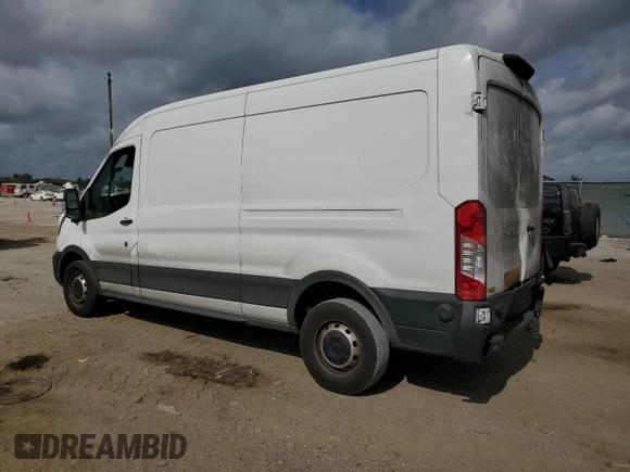2023 Ford Transit Cargo z VIN 1FTYE1C89PKA17390, wystawiony jako Copart lot #83939214 z przebiegiem 76 099 mil mil oraz Szkoda całkowita • Salvage title. Historia ofert i sprzedaży dostępna na DreamBid. Obrazek 2.