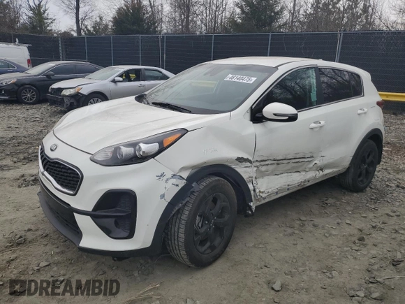 2020 Kia Sportage LX with VIN KNDPM3AC0L7824136, listed as a Copart auction lot 46140475 with 29,750 mi miles and Salvage Title. Bid and sale history available at carsss.com. Image 1.