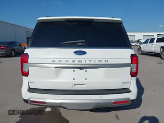2023 Ford Expedition Max XLT z VIN 1FMJK1H82PEA62734, wystawiony jako IAAI lot #42075156 z przebiegiem 23 926 mil mil oraz . Historia ofert i sprzedaży dostępna na DreamBid. Obrazek 16.