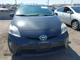 2015 Toyota Prius Four with VIN JTDKN3DU0F0431780, listed as a IAAI auction lot 40506614 with 102,670 mi miles. Bid and sale history available at carsss.com. Image 12.