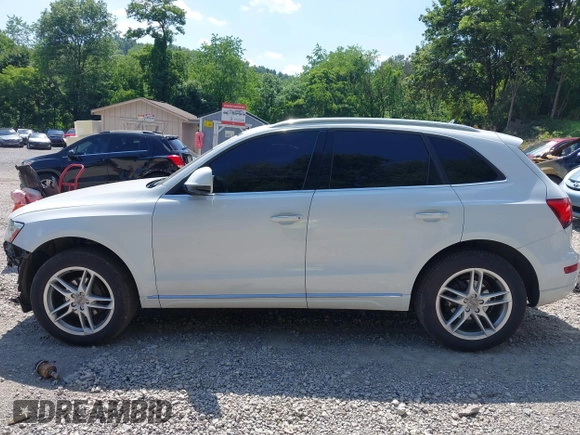 2016 Audi Q5 Premium Plus z VIN WA1L2AFPXGA146504, wystawiony jako IAAI lot #42548135 z przebiegiem 167 941 mil mil oraz . Historia ofert i sprzedaży dostępna na DreamBid. Obrazek 15.