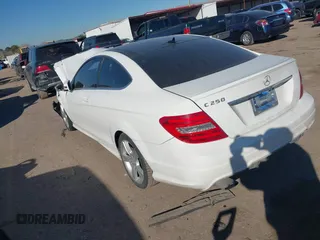 2015 Mercedes-Benz C-Class C 250 with VIN WDDGJ4HB6FG433689, listed as a IAAI auction lot 41397396 with 131,592 mi miles. Bid and sale history available at carsss.com. Image 3.