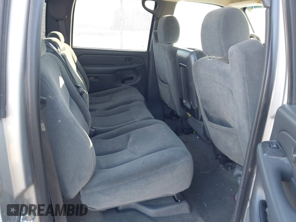 2005 Chevrolet Silverado 1500 LS with VIN 2GCEC13T251340755, listed as a IAAI auction lot 41280936 with 163,646 mi miles. Bid and sale history available at carsss.com. Image 8.