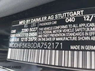 2013 Mercedes-Benz E-Class E 350 Luxury with VIN WDDHF5KB0DA752171, listed as a IAAI auction lot 41929432 with 126,051 mi miles. Bid and sale history available at carsss.com. Image 9.