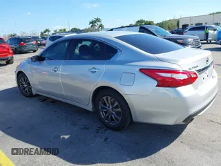 2018 Nissan Altima SV with VIN 1N4AL3AP9JC123018, listed as a IAAI auction lot 41483210 with 93,388 mi miles and . Bid and sale history available at carsss.com. Image 3.
