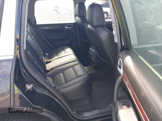 2004 Porsche Cayenne S with VIN WP1AB29P44LA75006, listed as a IAAI auction lot 41516951 with 119,828 mi miles. Bid and sale history available at carsss.com. Image 8.