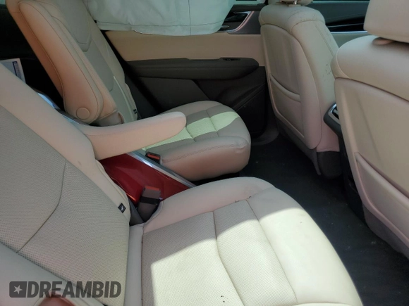 2022 Cadillac XT6 Premium Luxury with VIN 1GYKPCRS7NZ101706, listed as a Copart auction lot 63389985 with 27,021 mi miles and Salvage title. Bid and sale history available at DreamBid. Image 10.