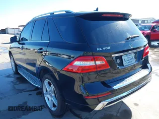2015 Mercedes-Benz M 400 with VIN 4JGDA5GB1FA510309, listed as a IAAI auction lot 41603810 with 109,391 mi miles and . Bid and sale history available at DreamBid. Image 3.