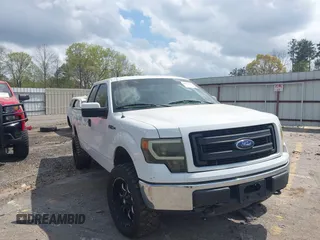 2013 Ford F-150 XL с VIN 1FTFX1EF7DKF38178, выставлен на аукционе IAAI как лот 41953533 с пробегом 276 803 миль миль и . История ставок и продаж доступна на DreamBid. Изображение 1.