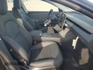 2025 Tesla Model 3 Long Range with VIN 5YJ3E1EA0SF922262, listed as a Copart auction lot 48358095 with 831 mi miles and Salvage title. Bid and sale history available at DreamBid. Image 7.