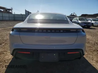 2024 Porsche Taycan z VIN WP0AA2Y17RSA10152, wystawiony jako Copart lot #83117234 z przebiegiem Nie podano mil oraz Szkody całkowita. Historia ofert i sprzedaży dostępna na DreamBid. Obrazek 6.