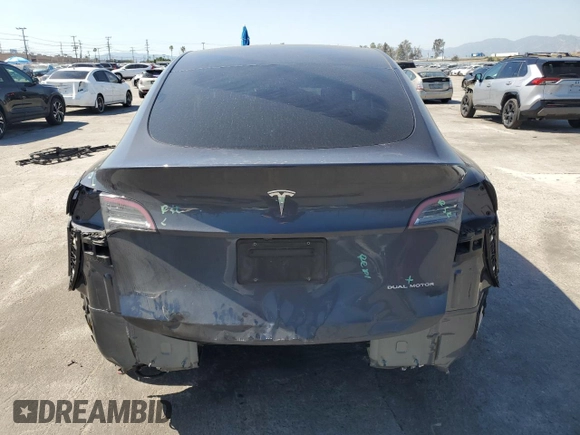 2024 Tesla Model Y Long Range z VIN 7SAYGDEE5RA244641, wystawiony jako Copart lot #51864845 z przebiegiem 23 096 mil mil oraz Szkoda całkowita • Salvage title. Historia ofert i sprzedaży dostępna na DreamBid. Obrazek 6.