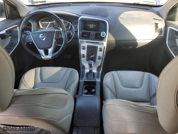 2015 Volvo XC60 T6 Platinum with VIN YV4902RV5F2702147, listed as a Copart auction lot 48128875 with 131,966 mi miles and Salvage Title. Bid and sale history available at carsss.com. Image 8.