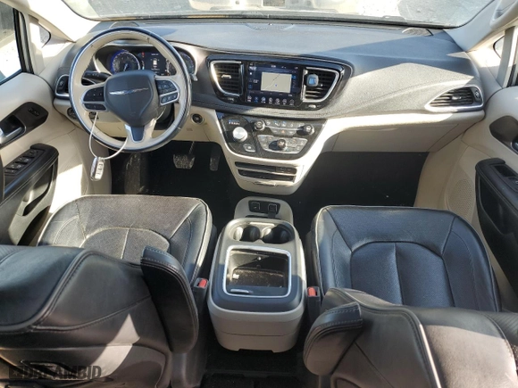 2018 Chrysler Pacifica Limited with VIN 2C4RC1GG3JR116324, listed as a Copart auction lot 47008395 with 141,563 mi miles and Salvage Title. Bid and sale history available at carsss.com. Image 8.