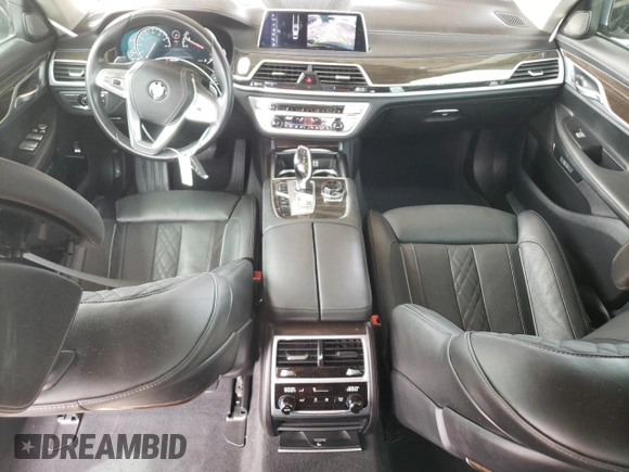 2017 BMW 7 Series 740i with VIN WBA7E2C31HG741176, listed as a Copart auction lot 65698233 with 27,332 mi miles. Bid and sale history available at carsss.com. Image 8.