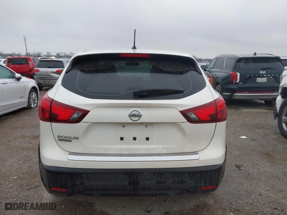 2018 Nissan Rogue Sport S with VIN JN1BJ1CP3JW189846, listed as a IAAI auction lot 41535377 with 69,683 mi miles. Bid and sale history available at carsss.com. Image 16.