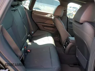 2024 BMW i4 M50 z VIN WBY33AW01RFS72681, wystawiony jako Copart lot #48484235 z przebiegiem 712 mil mil oraz Szkoda całkowita • Salvage title. Historia ofert i sprzedaży dostępna na DreamBid. Obrazek 10.