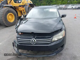 2013 Volkswagen Passat SE with VIN 1VWBH7A38DC088638, listed as a IAAI auction lot 42397459 with 173,025 mi miles and . Bid and sale history available at DreamBid. Image 13.