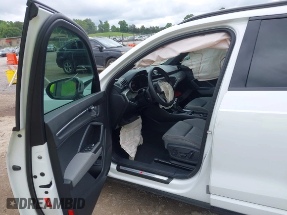 2022 Audi Q3 S line Premium Plus with VIN WA1EECF39N1025078, listed as a IAAI auction lot 42210251 with 28,841 mi miles and . Bid and sale history available at DreamBid. Image 5.