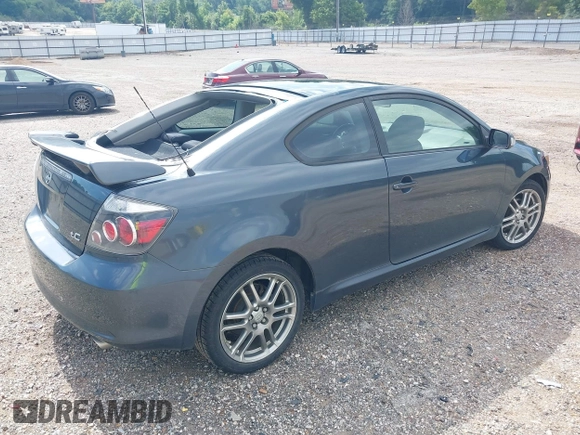 2010 Scion tC z VIN JTKDE3B71A0307038, wystawiony jako IAAI lot #39720503 z przebiegiem 133 853 mil mil oraz . Historia ofert i sprzedaży dostępna na DreamBid. Obrazek 4.