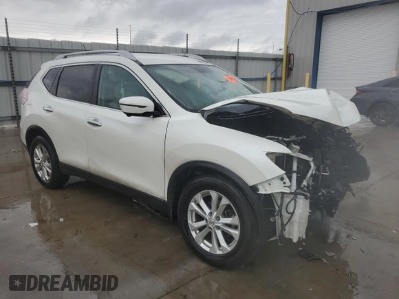 2016 Nissan Rogue SV z VIN 5N1AT2MV1GC922228, wystawiony jako Copart lot #55055355 z przebiegiem 167 489 mil mil oraz Szkoda całkowita • Salvage title. Historia ofert i sprzedaży dostępna na DreamBid. Obrazek 4.