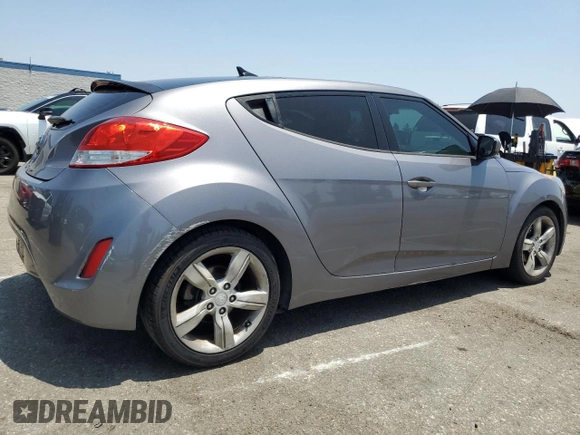 2014 Hyundai Veloster z VIN KMHTC6AD9EU200511, wystawiony jako Copart lot #59934645 z przebiegiem 176 436 mil mil oraz Czysty tytuł • Clean title. Historia ofert i sprzedaży dostępna na DreamBid. Obrazek 3.